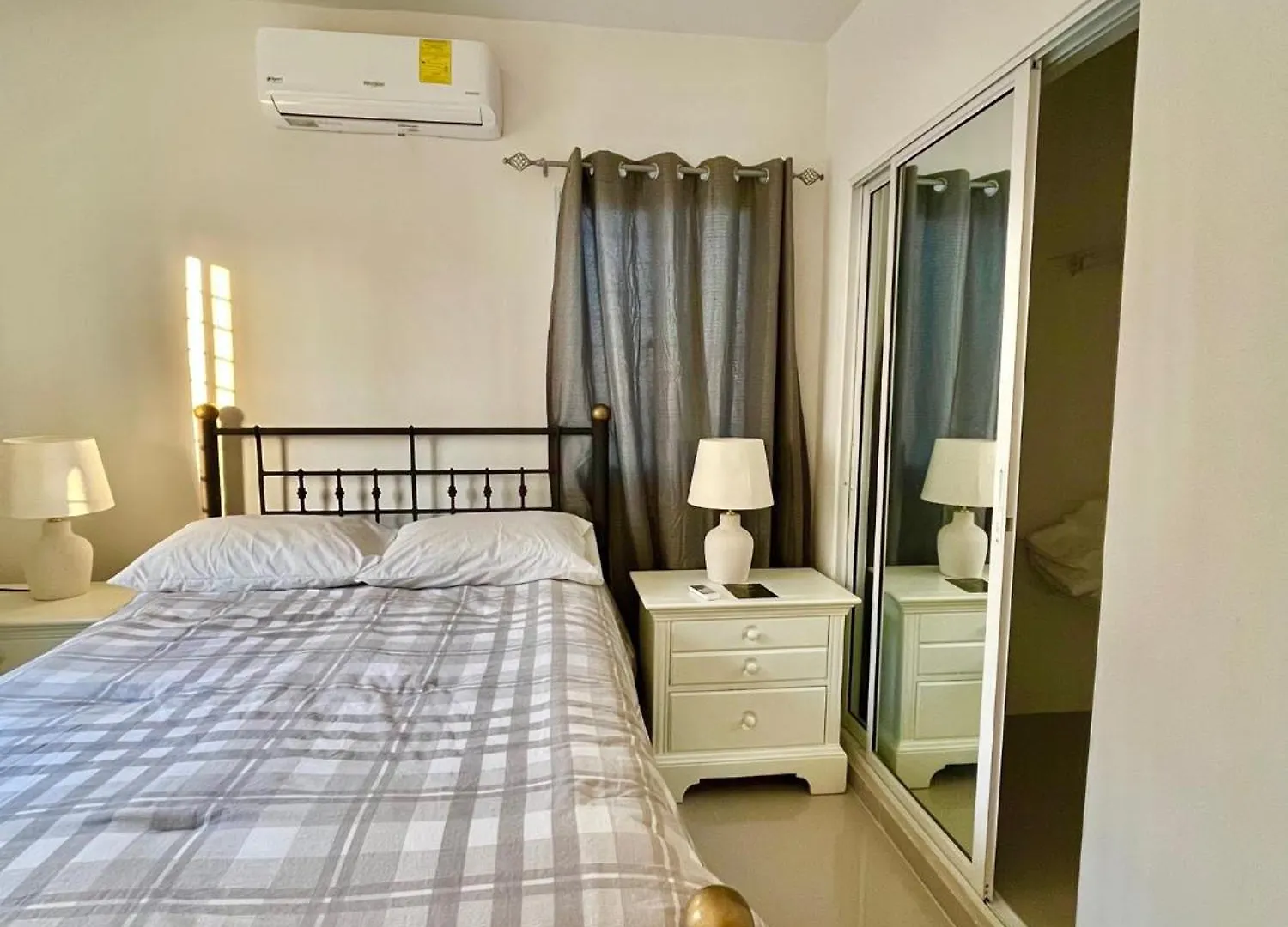 Apartment Minimalista 5 Minutos De La Embajada Americana Santo Domingo