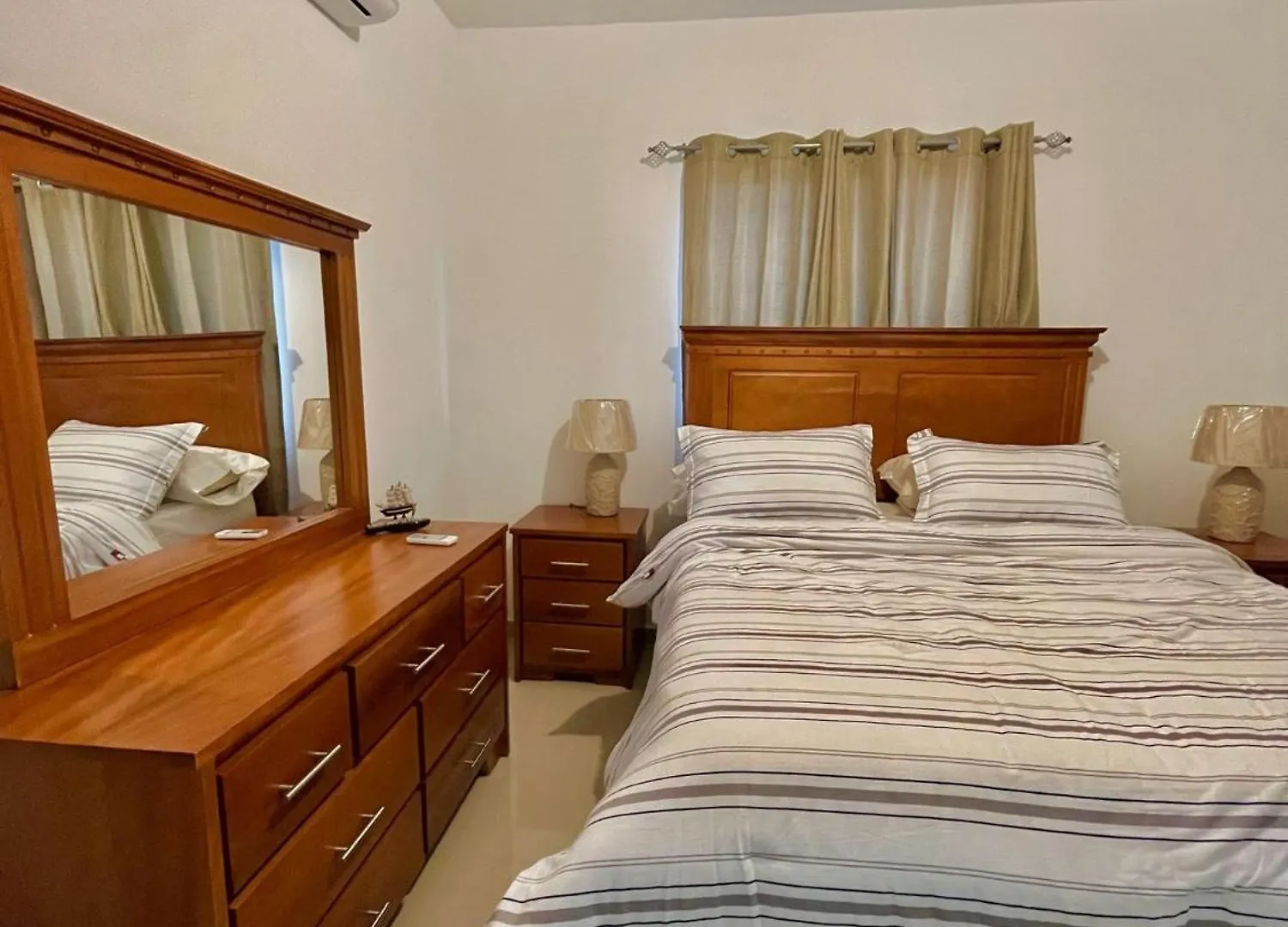 Apartment Minimalista 5 Minutos De La Embajada Americana Santo Domingo Dominikanische Republik